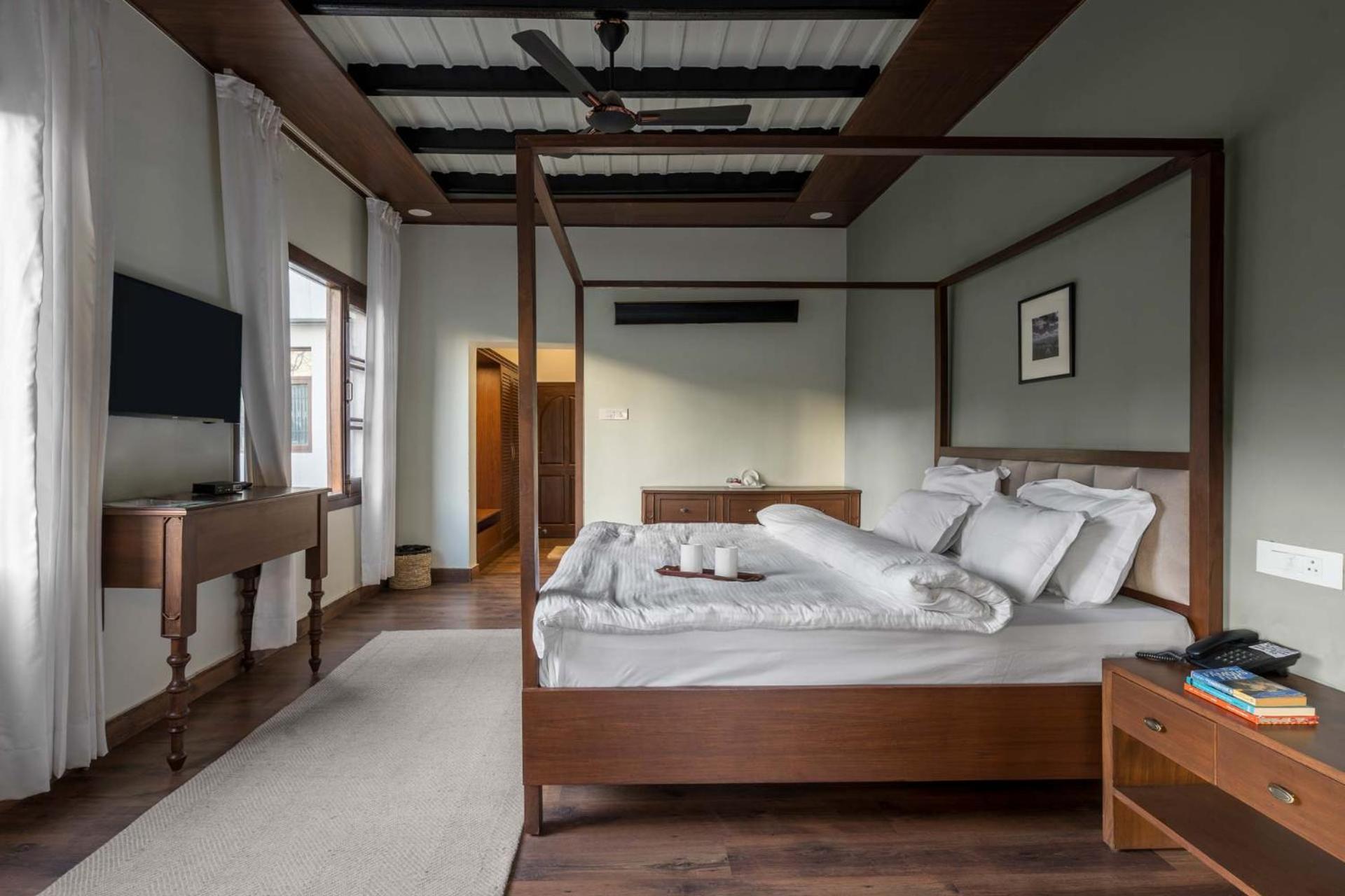 Stayvista At Pine Estate With Outdoor Jacuzzi Shimla Extérieur photo