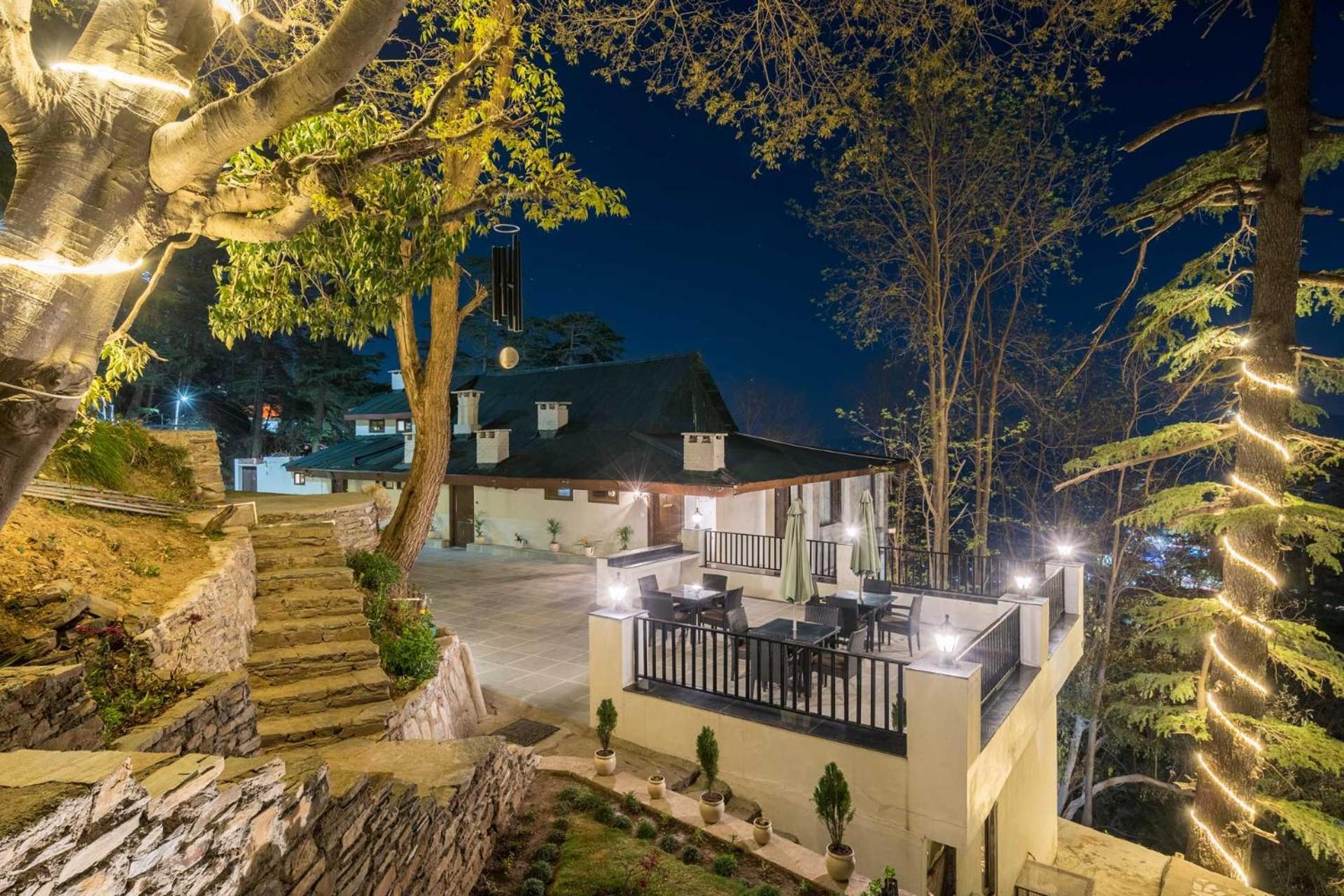 Stayvista At Pine Estate With Outdoor Jacuzzi Shimla Extérieur photo